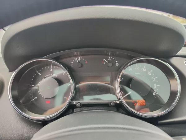 Peugeot 3008 2.0 HDI/110kW Premium - foto 17