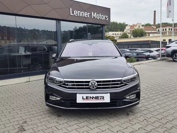 Volkswagen Passat 2.0 TDI/140kW R-Line DSG - foto 2