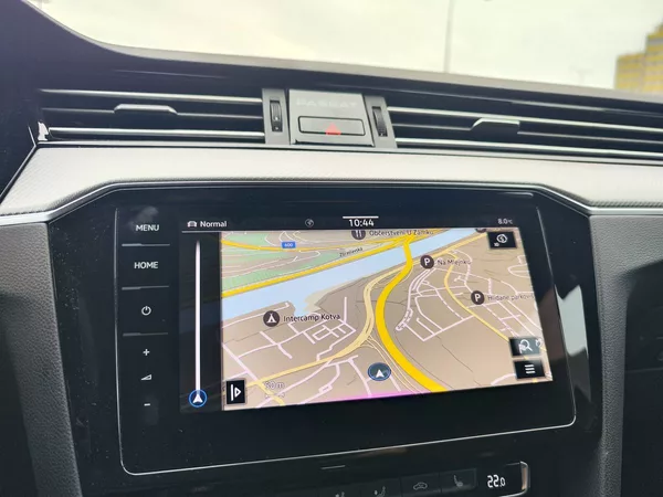 Volkswagen Passat 2.0 TDI/140kW R-Line DSG - foto 20