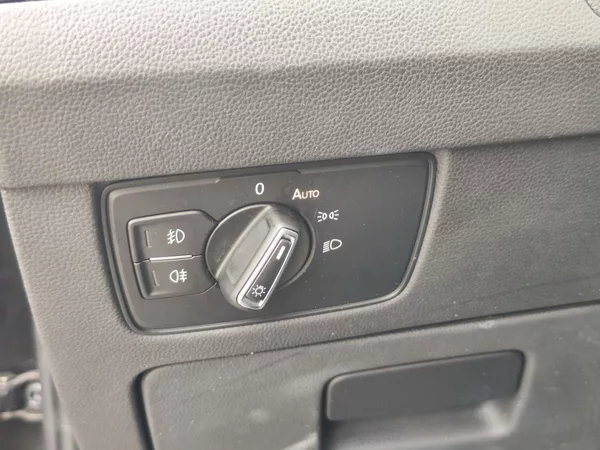 Volkswagen Passat 2.0 TDI/140kW R-Line DSG - foto 31
