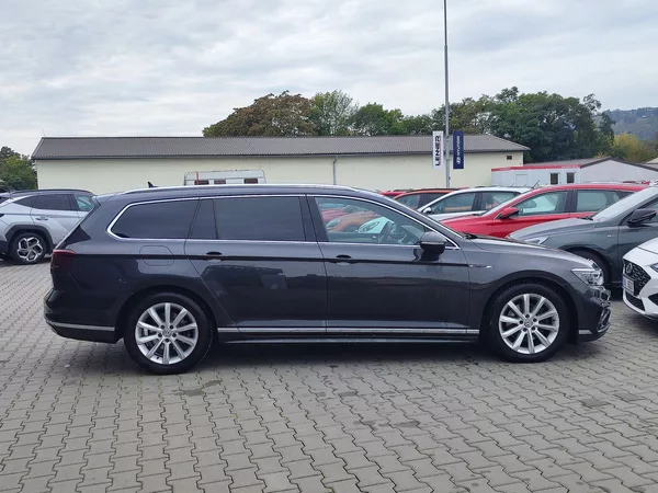 Volkswagen Passat 2.0 TDI/140kW R-Line DSG - foto 4