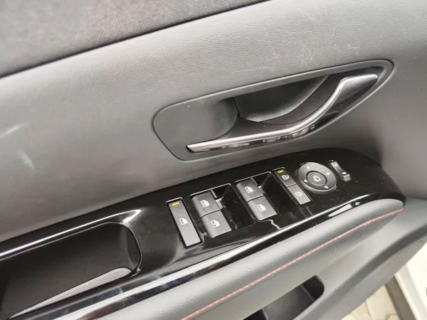 Hyundai Tucson 1.6 T-GDI/118kW N-Line STL DCT - foto 35