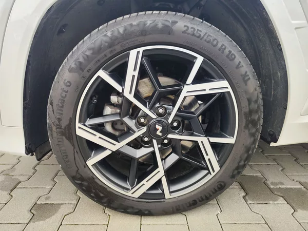 Hyundai Tucson 1.6 T-GDI/118kW N-Line STL DCT - foto 37