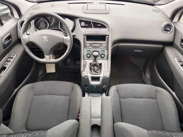 Peugeot 5008 2.0 HDI/110kW Allure - foto 14