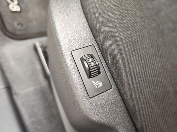 Peugeot 5008 2.0 HDI/110kW Allure - foto 32