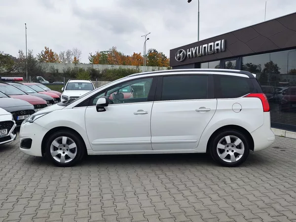 Peugeot 5008 2.0 HDI/110kW Allure - foto 8