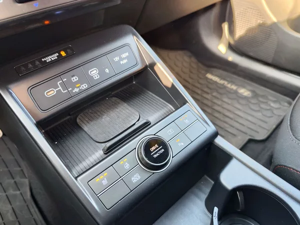 Hyundai Kona 1.6 T-GDI/145kW N-Line DCT - foto 23