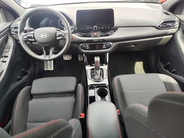 Hyundai i30 1.5 T-GDi/103kW N-Line DCT - foto 14