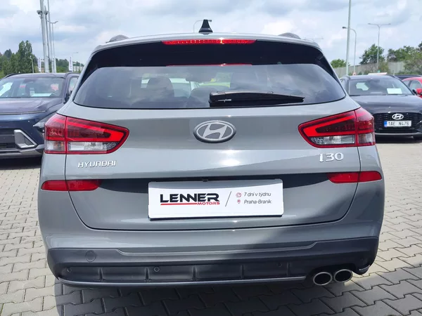 Hyundai i30 1.5 T-GDi/103kW N-Line DCT - foto 6