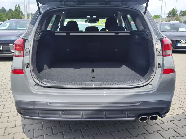 Hyundai i30 1.5 T-GDi/103kW N-Line DCT - foto 9