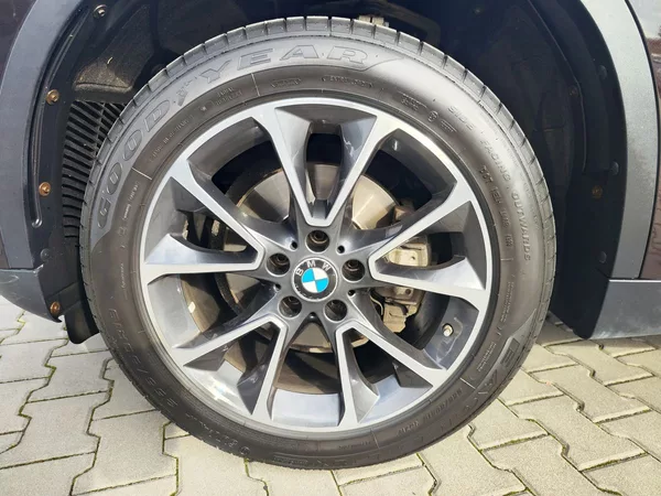 BMW X5 30d/190kW xDrive AT - foto 38