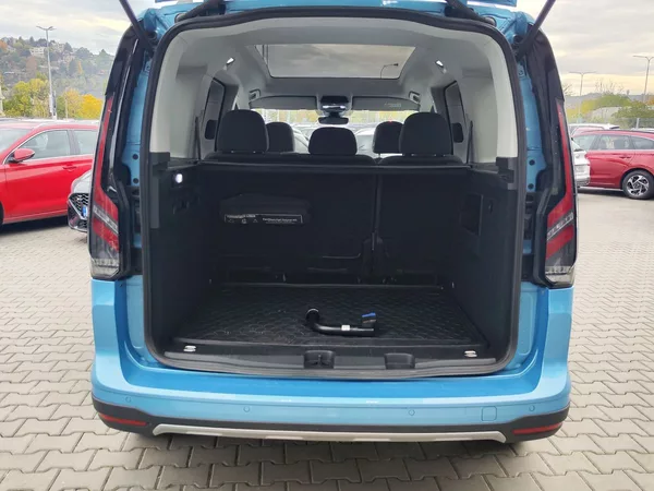 Ford Tourneo Connect 2.0 EcoBlue/90kW Active AT - foto 9