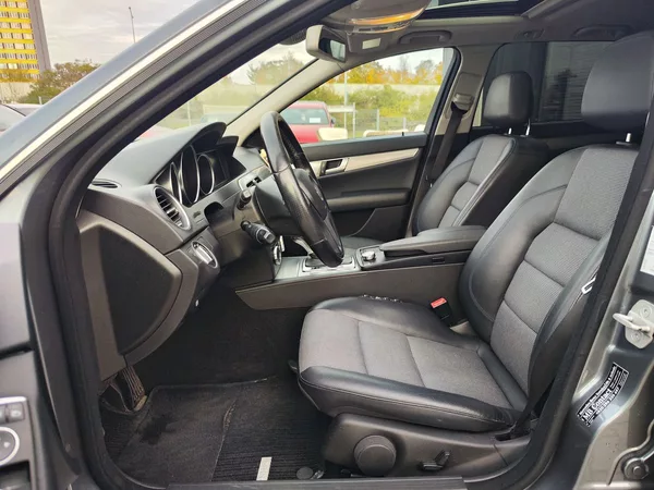 Mercedes-Benz Třídy C 250d/150kW 4Matic AT - foto 13