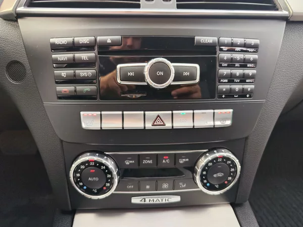 Mercedes-Benz Třídy C 250d/150kW 4Matic AT - foto 18