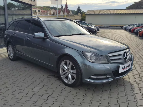 Mercedes-Benz Třídy C 250d/150kW 4Matic AT - foto 3