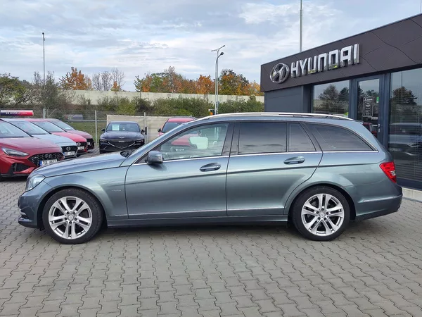 Mercedes-Benz Třídy C 250d/150kW 4Matic AT - foto 8