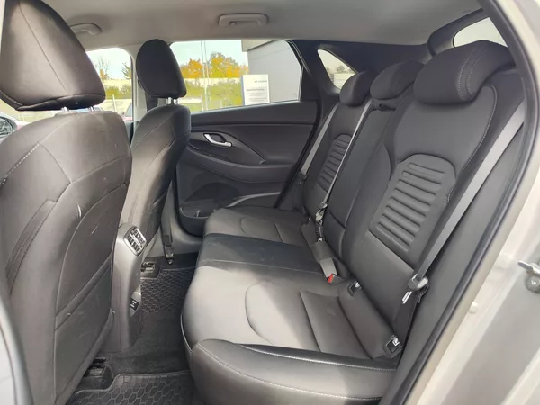 Hyundai i30 1.5 T-GDI/103kW Style DCT - foto 12
