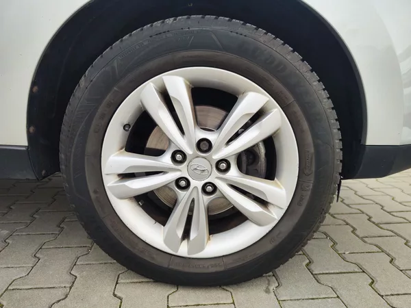 Hyundai ix35 2.0 CRDI/100kW Style - foto 28