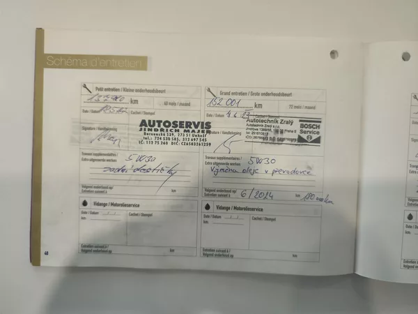 Hyundai ix35 2.0 CRDI/100kW Style - foto 32