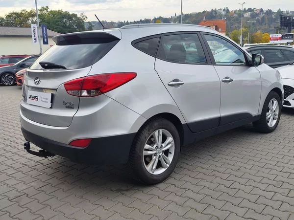 Hyundai ix35 2.0 CRDI/100kW Style - foto 5