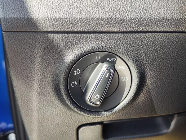 Škoda Superb 2.0 TDi/147kW Sportline DSG - foto 31