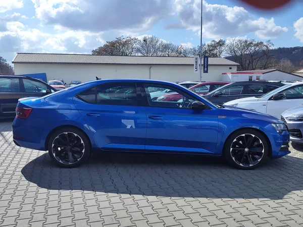 Škoda Superb 2.0 TDi/147kW Sportline DSG - foto 4