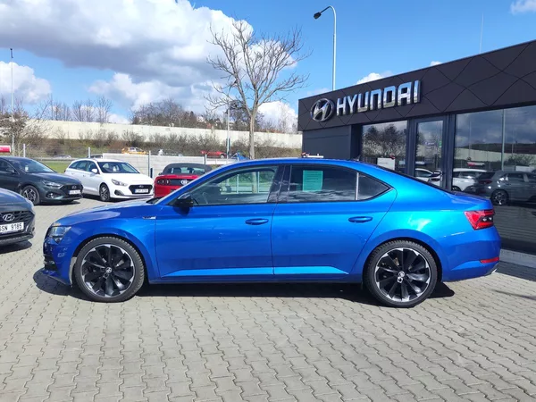 Škoda Superb 2.0 TDi/147kW Sportline DSG - foto 8