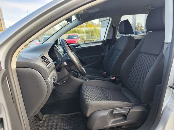 Volkswagen Golf 1.4 16V/59kW Trendline - foto 12