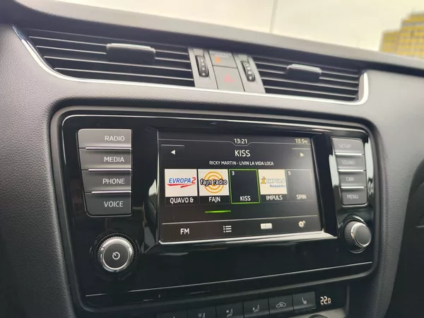 Škoda Octavia 1.6 TDI/81kW Style - foto 17