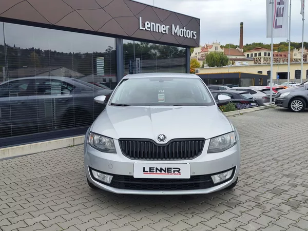 Škoda Octavia 1.6 TDI/81kW Style - foto 2