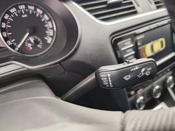 Škoda Octavia 1.6 TDI/81kW Style - foto 25