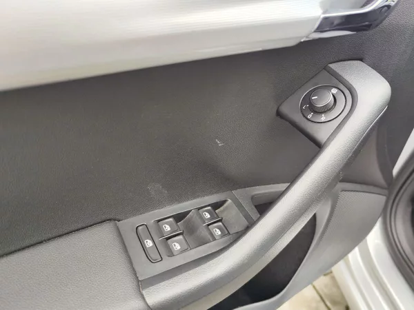 Škoda Octavia 1.6 TDI/81kW Style - foto 27