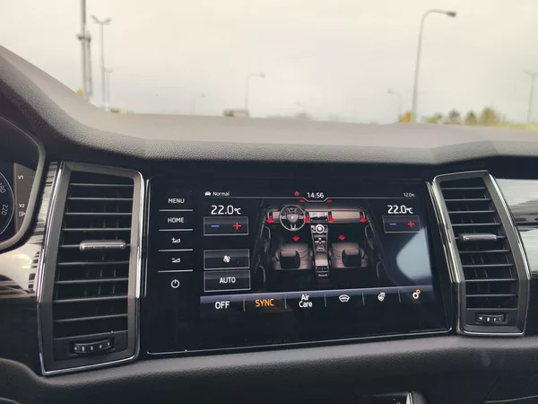 Škoda Kodiaq 2.0 TDI/140kW Style DSG 4x4 - foto 25