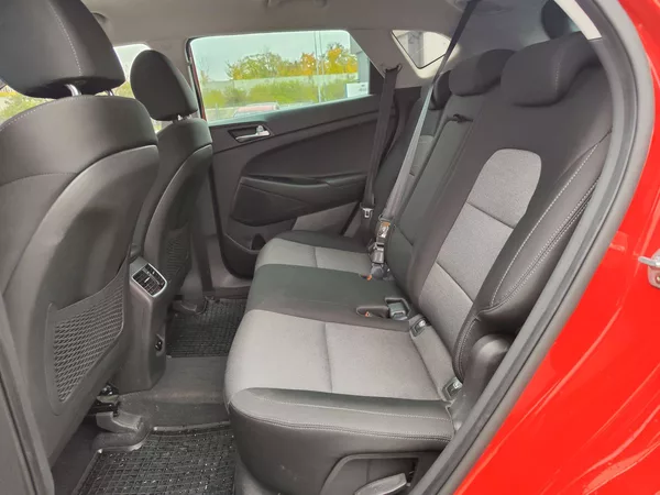 Hyundai Tucson 1.6 T-GDI/130kW Adventure - foto 13