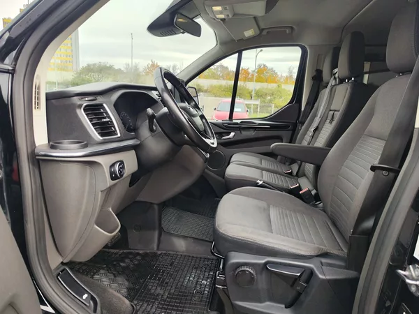 Ford Tourneo Custom 2.0 EcoBlue/125kW Titanium L2 - foto 16