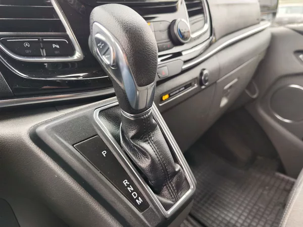 Ford Tourneo Custom 2.0 EcoBlue/125kW Titanium L2 - foto 23