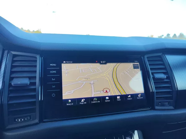 Škoda Kodiaq 2.0 TDI/140kW Sportline DSG 4x - foto 25
