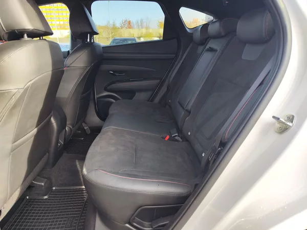 Hyundai Tucson 1.6 T-GDI/118kW N-Line DCT - foto 13