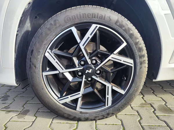 Hyundai Tucson 1.6 T-GDI/118kW N-Line DCT - foto 33