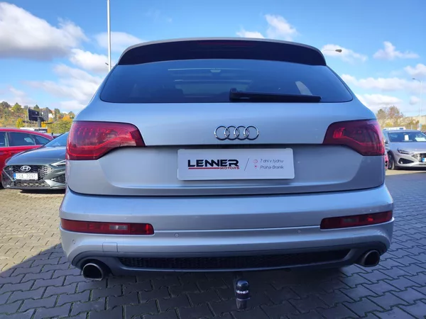 Audi Q7 3.0 TDI/180kW S-Line 4x4 AT - foto 11