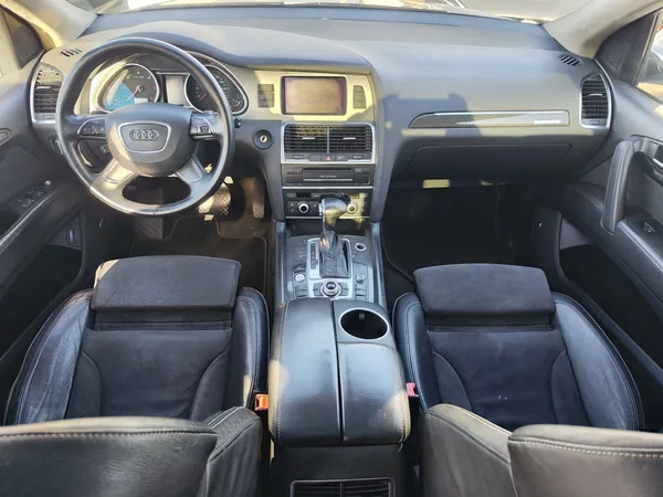 Audi Q7 3.0 TDI/180kW S-Line 4x4 AT - foto 19
