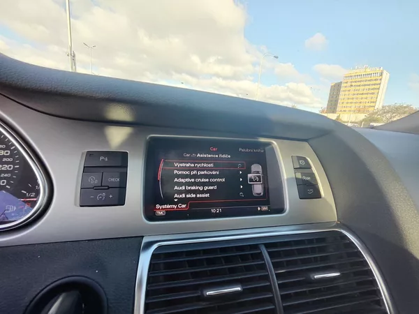 Audi Q7 3.0 TDI/180kW S-Line 4x4 AT - foto 24