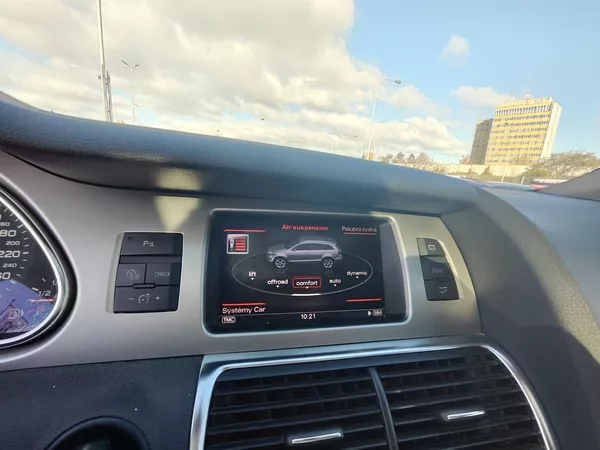 Audi Q7 3.0 TDI/180kW S-Line 4x4 AT - foto 26