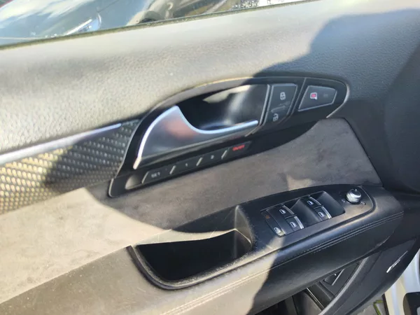 Audi Q7 3.0 TDI/180kW S-Line 4x4 AT - foto 41