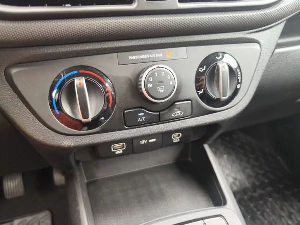 Hyundai i10 1.0i/49kW Comfort Club - foto 15