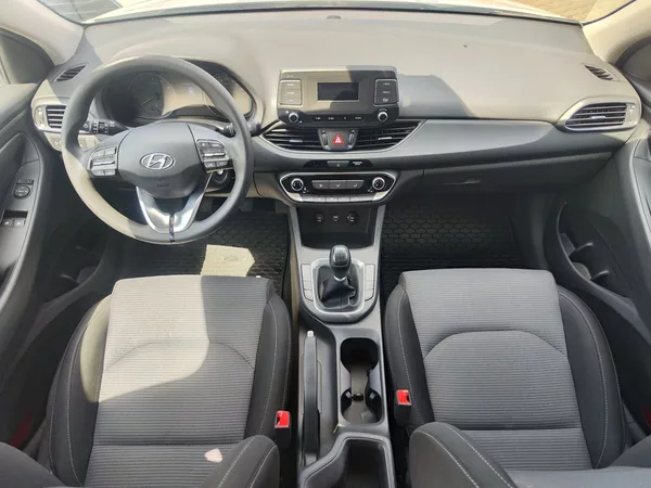 Hyundai i30 1.5i/81kW Start - foto 11