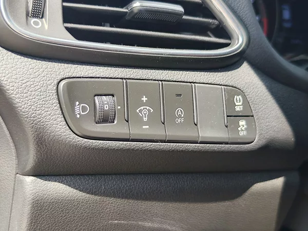 Hyundai i30 1.5i/81kW Start - foto 22