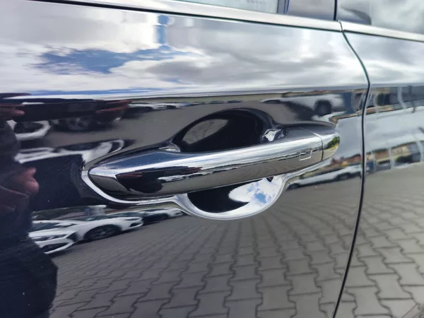 Genesis G70 2.2D/147kW RWD Sport Line - foto 11