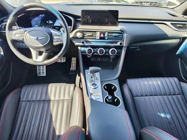 Genesis G70 2.2D/147kW RWD Sport Line - foto 15
