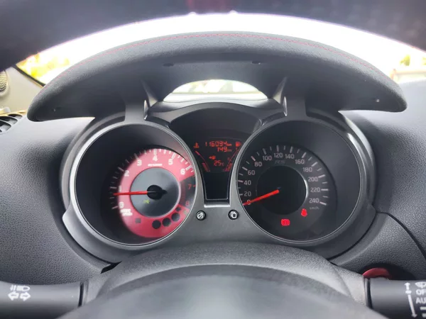 Nissan Juke 1.6 DIG-T/160kW Nismo RS - foto 15